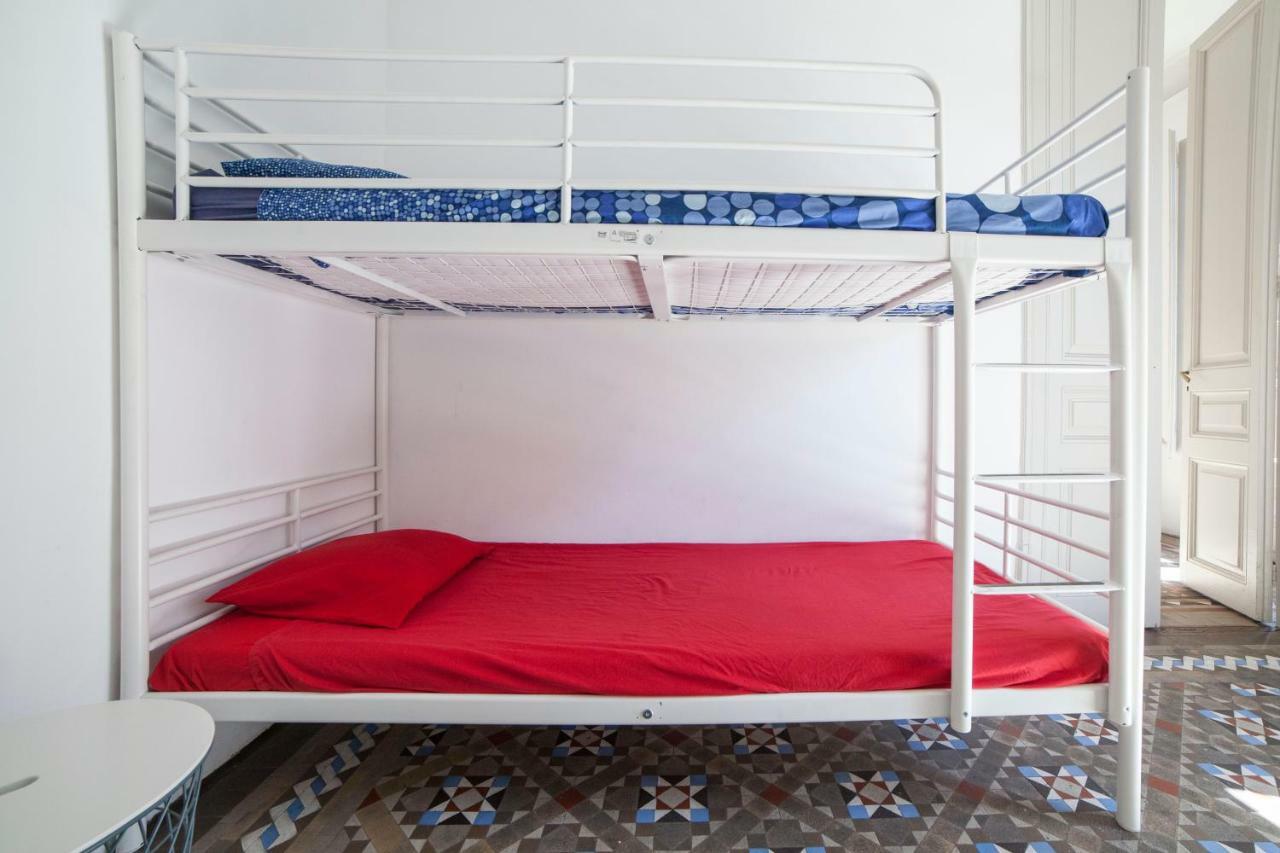 B21-Apartamento Modernista Para Grupos Barcelona Luaran gambar